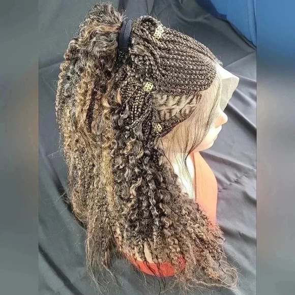 Braided wigs  100% handmade, short afro wig, stunning , colored wig, box… - Picture 16 of 17